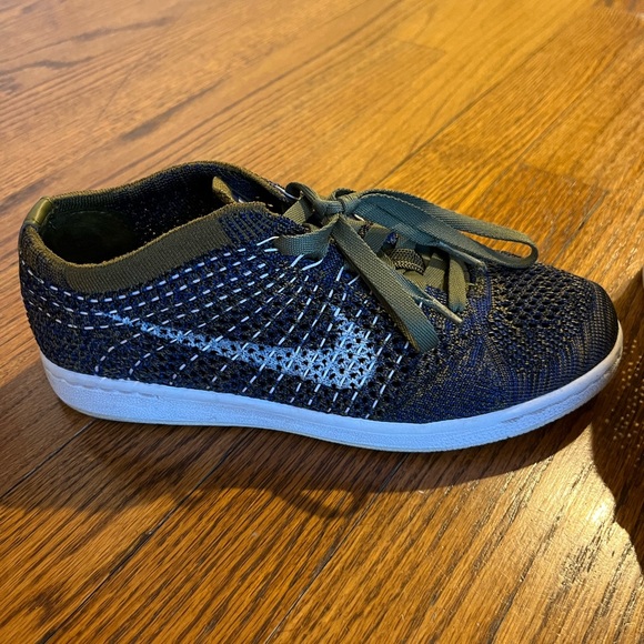 Women’s Tennis Classic Ultra Flyknit 'Olive Flak' - Picture 4 of 6